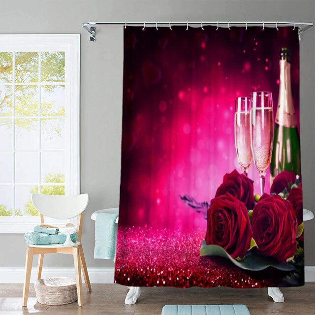 Romantisk lyserødt badeforhæng med roser