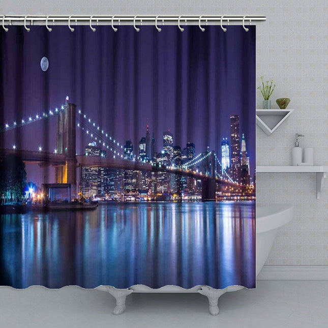 Badeforhæng med New York skyline om natten