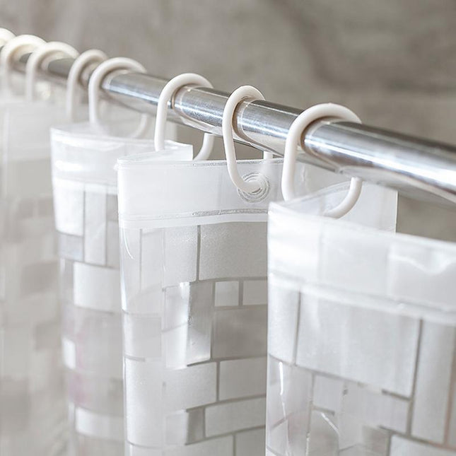 Gennemsigtigt badeforhæng med firkantet mønster