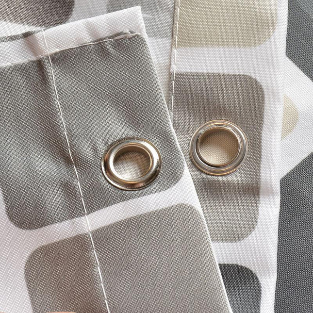 Badeforhæng med moderne mosaik tern