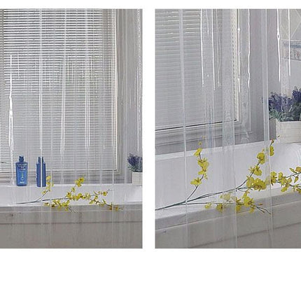 Helt gennemsigtigt badeforhæng i klar plast